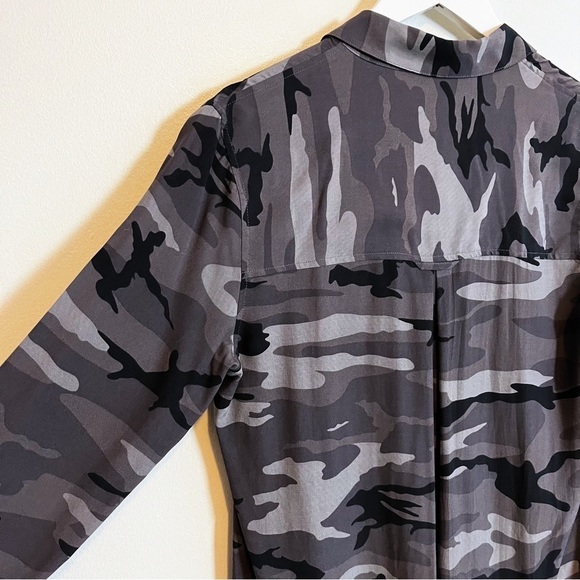 BOGO! Rails Rhett Charcoal Camo Button Front Shirt XS - Picture 9 of 11